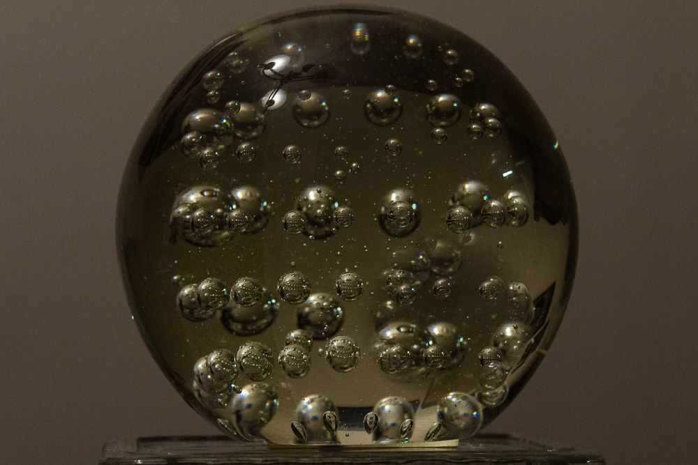 Cristalomancia - Deixe a bola de cristal tirar suas dúvidas!